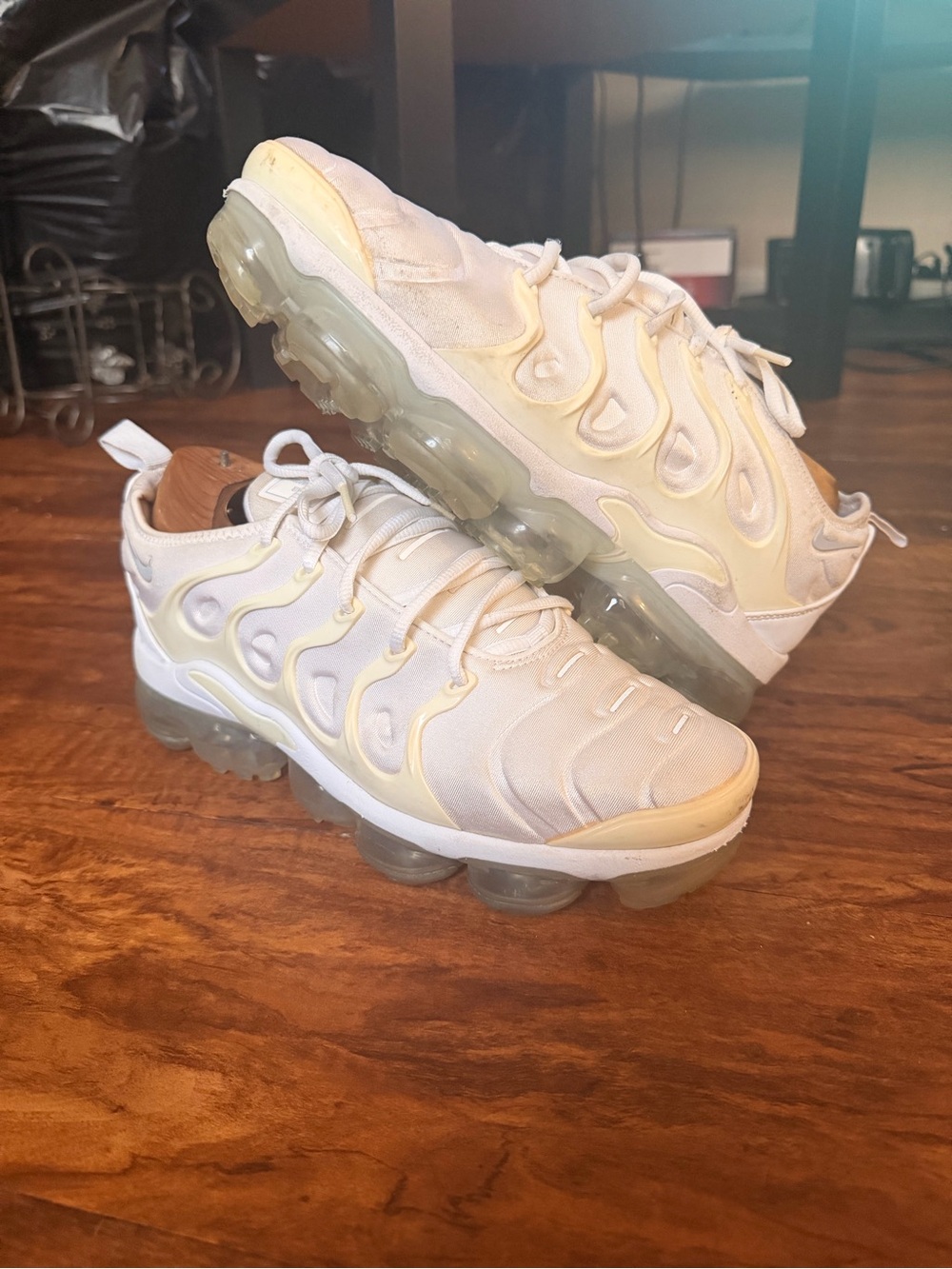 Nike Men's Air VaporMax Plus 924453-100 White Low-Top Running Shoes Sz 9